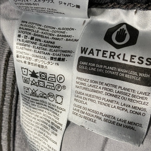 Women’s Levi's High Waisted Dark Gray Jeans - Picture 11 of 13